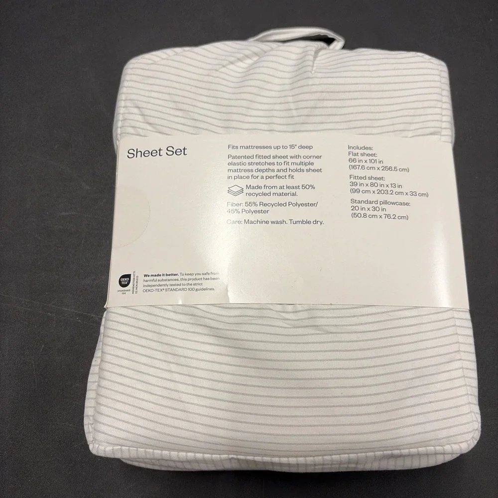 Room Essentials Twin Or XL Twin Size Bed Sheet Set, White W Gray Stripes 20611